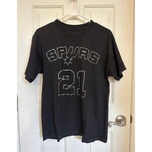 Spurs Tim Duncan tee shirt, size M